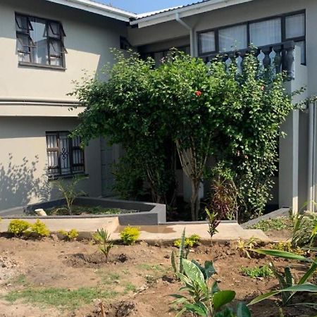 Xaba Guest Lodge Richards Bay Exterior photo
